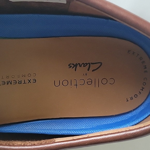 CLARKS MARKMAN PLAIN LOAFERS  11 DARK TAN - Picture 11 of 12